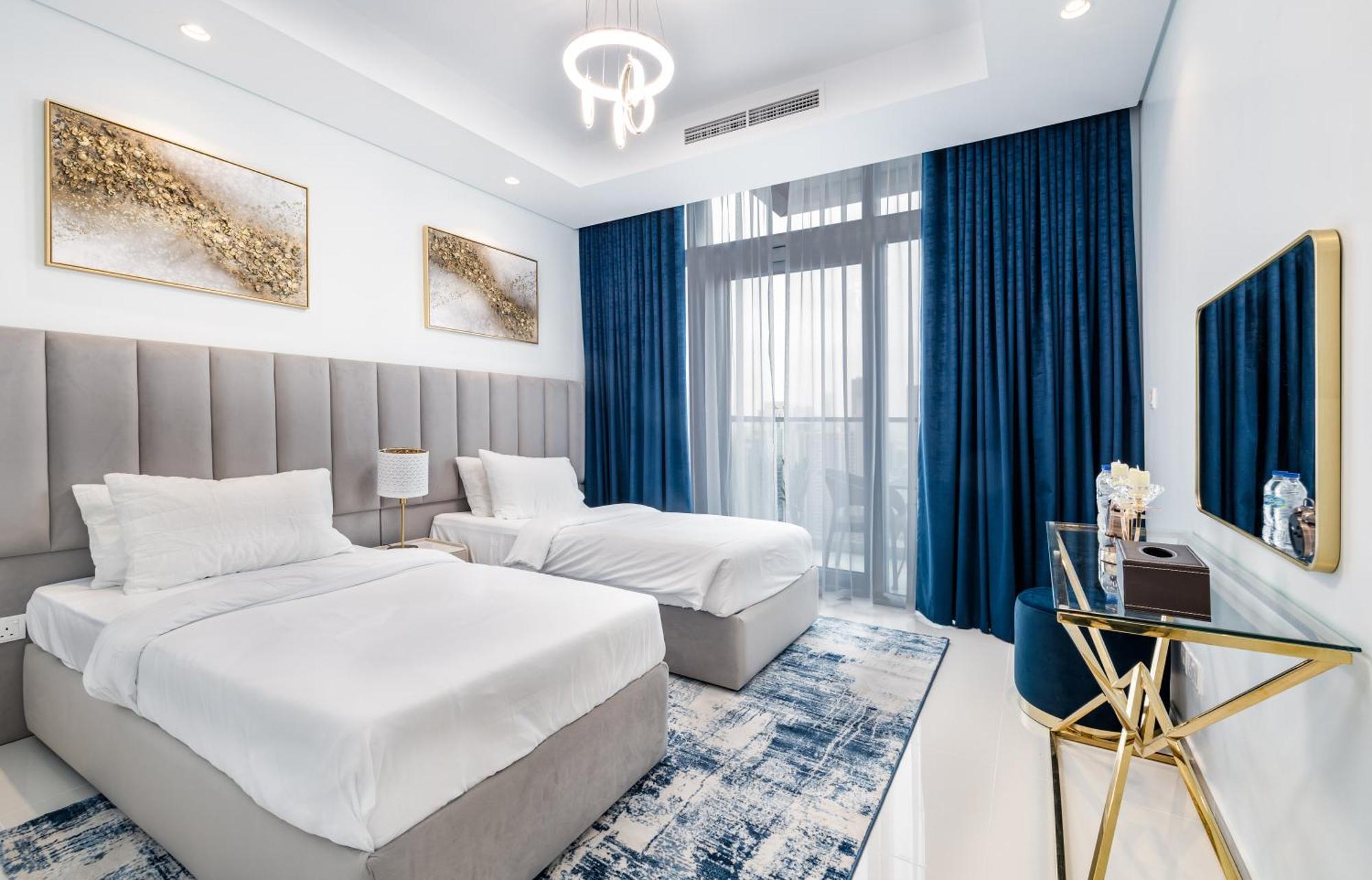 Aliving Luxe 2Br With Burj Khalifa View Infinity Pool Midtown-4704 Apartment Dubai Bagian luar foto